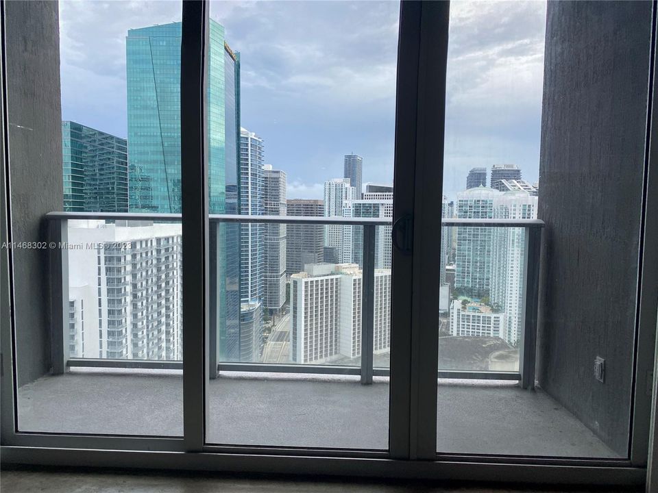 Недавно продано: $395,000 (1 спален, 1 ванн, 526 Квадратных фут)