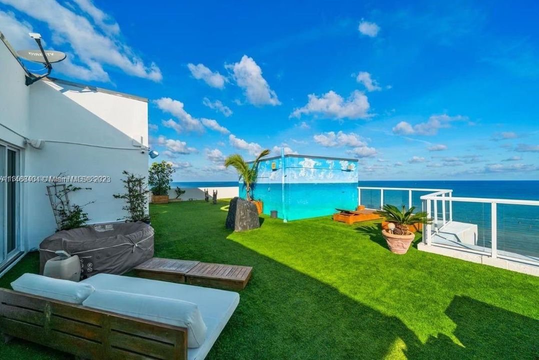 Recently Sold: $3,995,000 (5 beds, 3 baths, 3800 Square Feet)