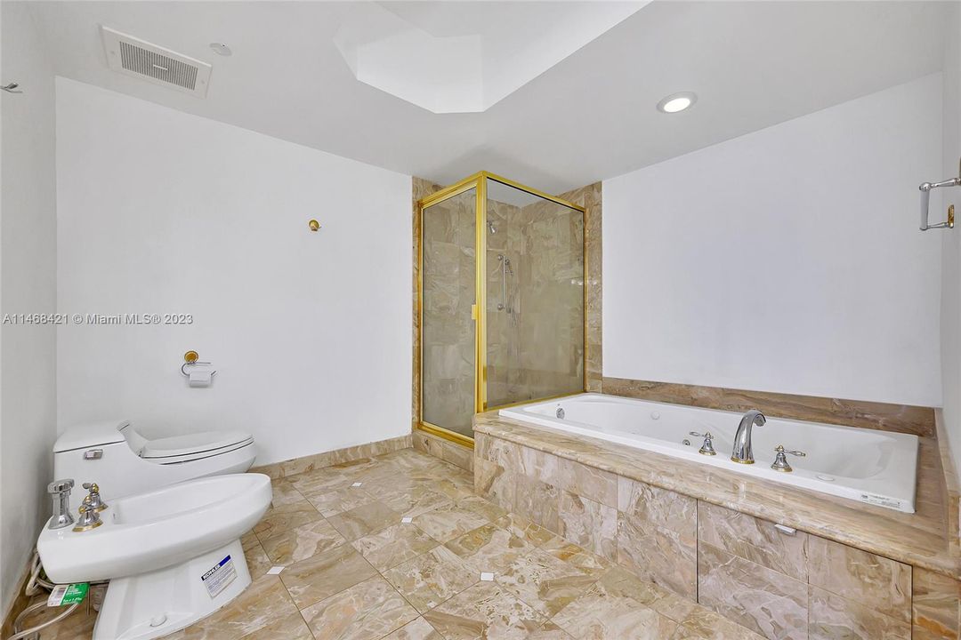 待售: $1,280,000 (2 贝兹, 2 浴室, 1500 平方英尺)