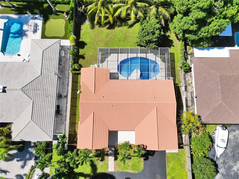 Recently Sold: $999,999 (3 beds, 2 baths, 1656 Square Feet)