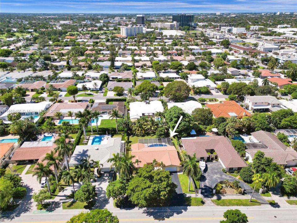 Recently Sold: $999,999 (3 beds, 2 baths, 1656 Square Feet)