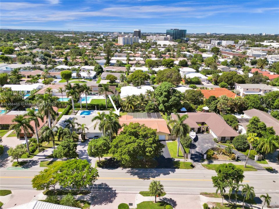 Recently Sold: $999,999 (3 beds, 2 baths, 1656 Square Feet)