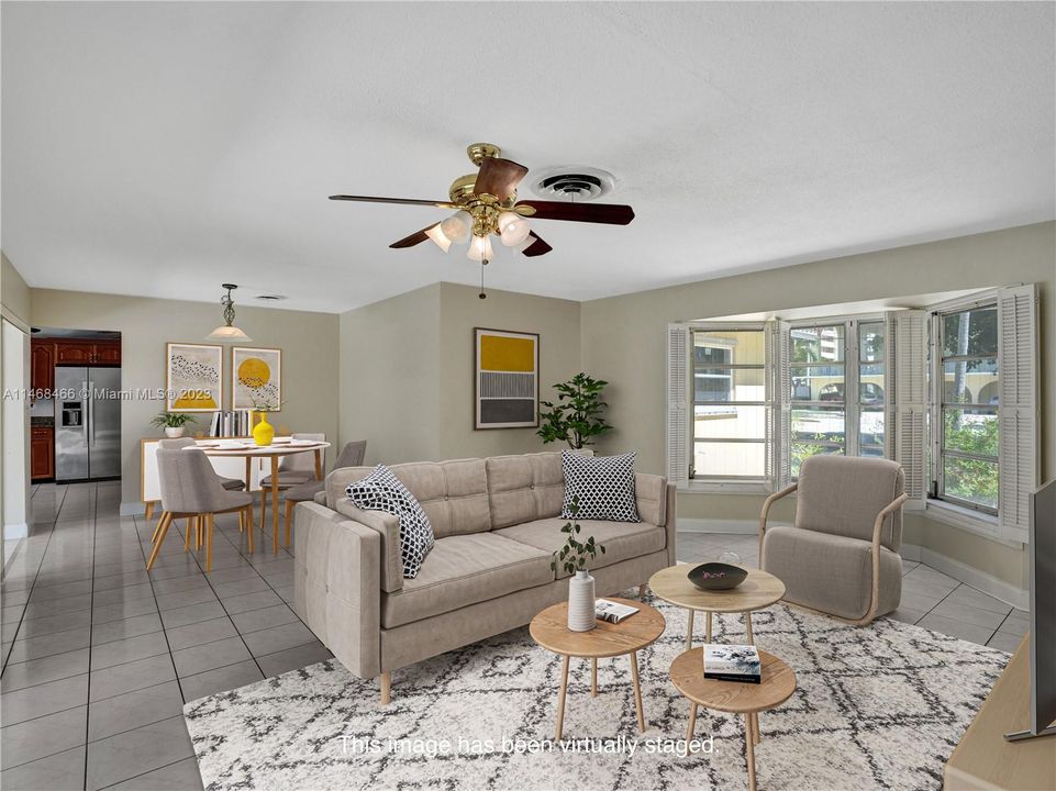 Recently Sold: $999,999 (3 beds, 2 baths, 1656 Square Feet)