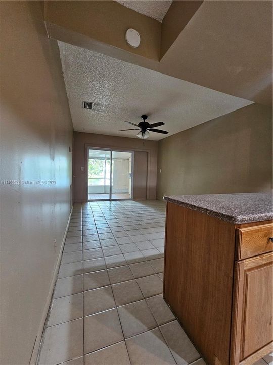 Recently Rented: $2,000 (2 beds, 2 baths, 1140 Square Feet)