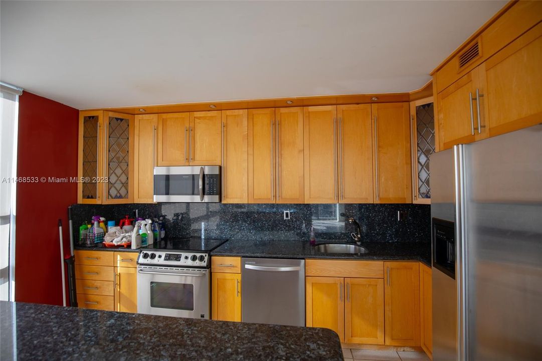 Недавно арендовано: $3,400 (2 спален, 2 ванн, 1218 Квадратных фут)