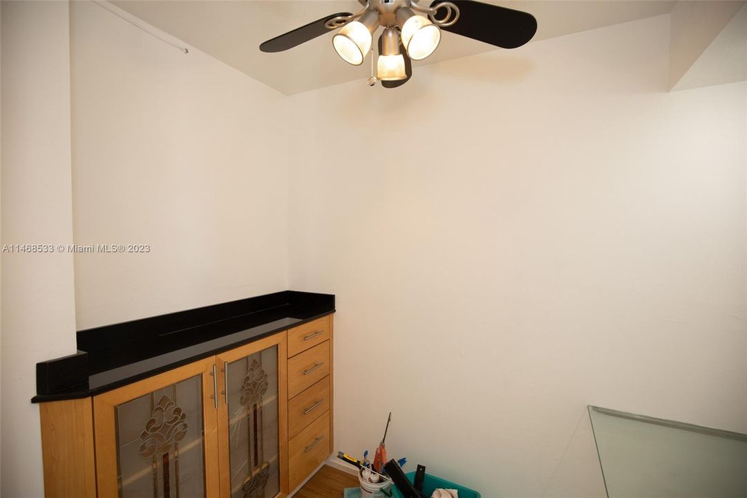 Недавно арендовано: $3,400 (2 спален, 2 ванн, 1218 Квадратных фут)