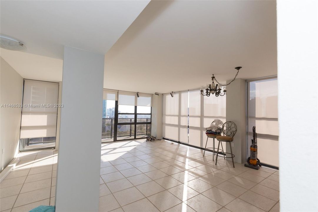 Недавно арендовано: $3,400 (2 спален, 2 ванн, 1218 Квадратных фут)