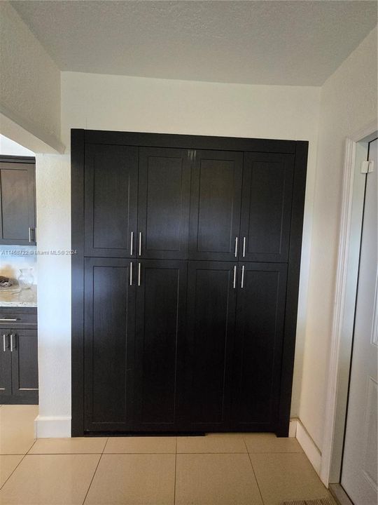 最近租的: $3,700 (3 贝兹, 2 浴室, 2852 平方英尺)