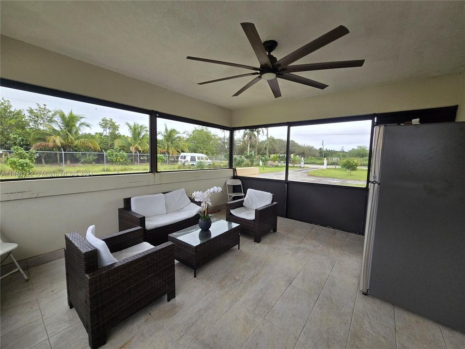 最近租的: $3,700 (3 贝兹, 2 浴室, 2852 平方英尺)