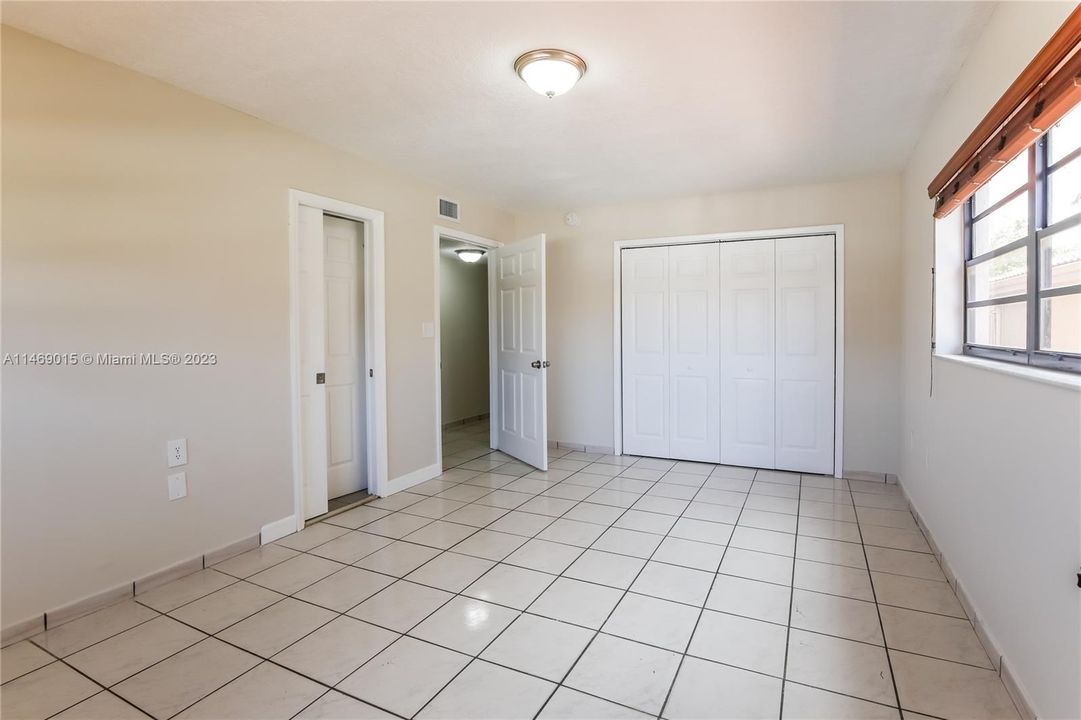 Recently Sold: $639,900 (4 beds, 3 baths, 2680 Square Feet)