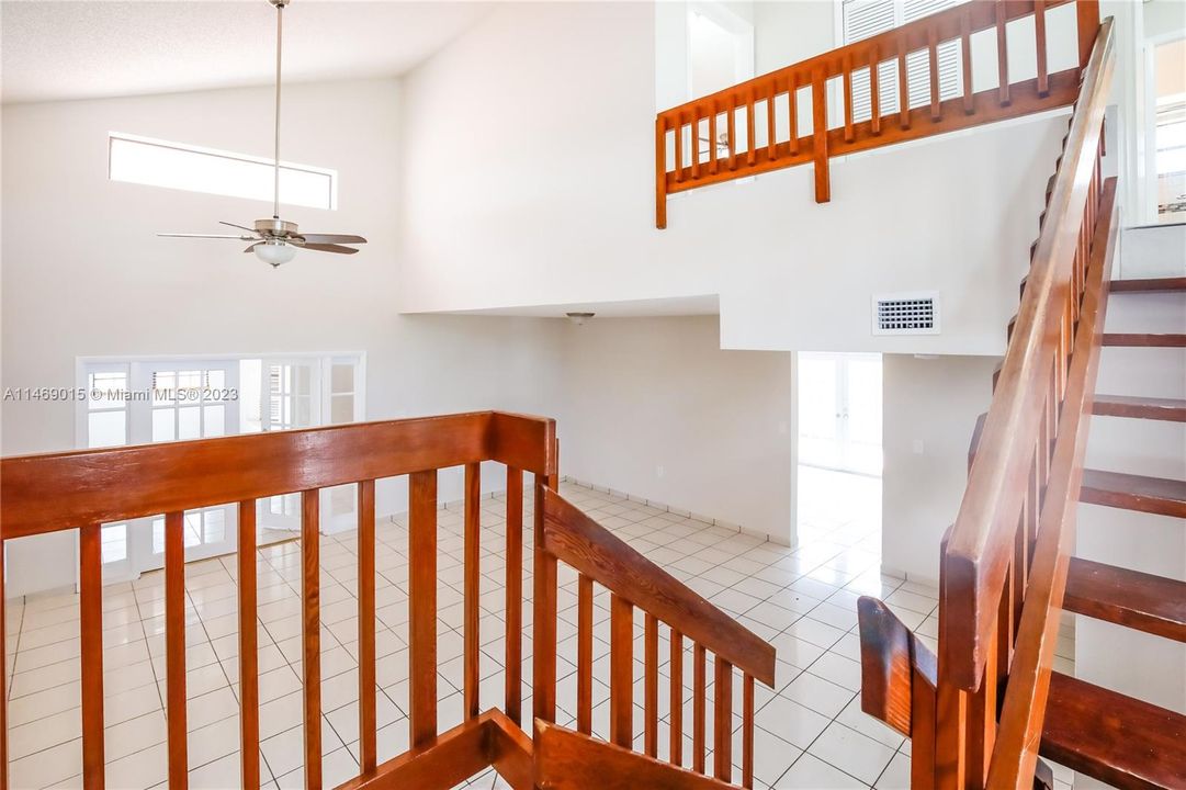 Recently Sold: $639,900 (4 beds, 3 baths, 2680 Square Feet)