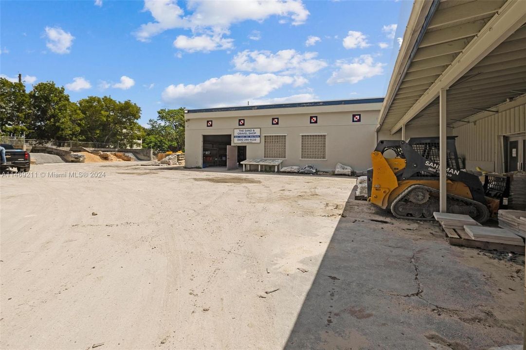 Recently Sold: $6,500,000 (0 beds, 0 baths, 0 Square Feet)