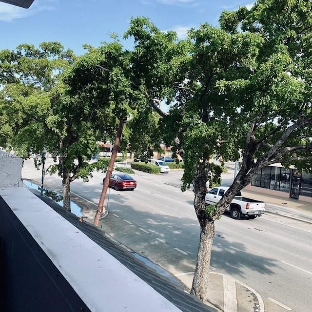 Recently Rented: $3,000 (3 beds, 2 baths, 1036 Square Feet)