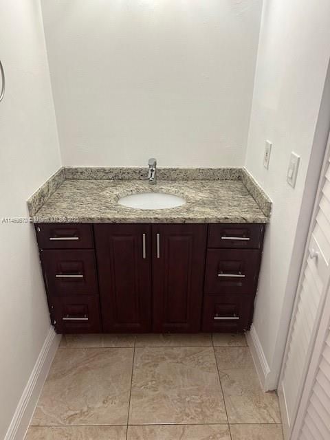 最近租的: $3,450 (3 贝兹, 2 浴室, 1557 平方英尺)