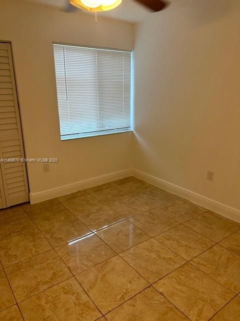 最近租的: $3,450 (3 贝兹, 2 浴室, 1557 平方英尺)