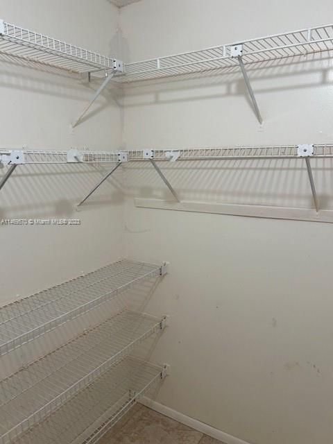 最近租的: $3,450 (3 贝兹, 2 浴室, 1557 平方英尺)