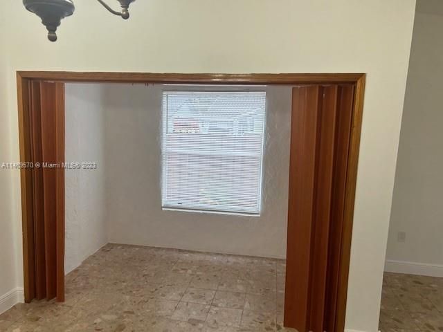 最近租的: $3,450 (3 贝兹, 2 浴室, 1557 平方英尺)