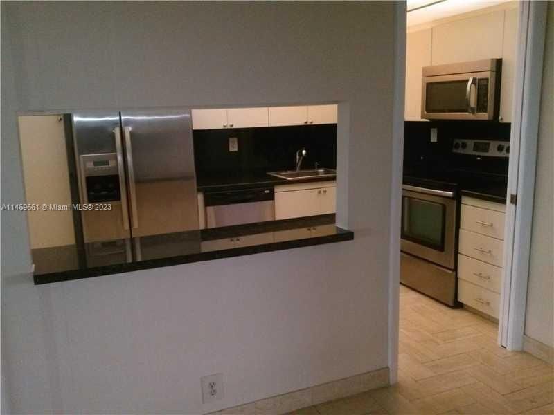 Recently Sold: $328,000 (2 beds, 2 baths, 1312 Square Feet)