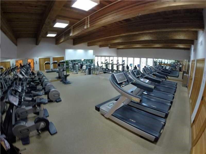 Recently Sold: $328,000 (2 beds, 2 baths, 1312 Square Feet)