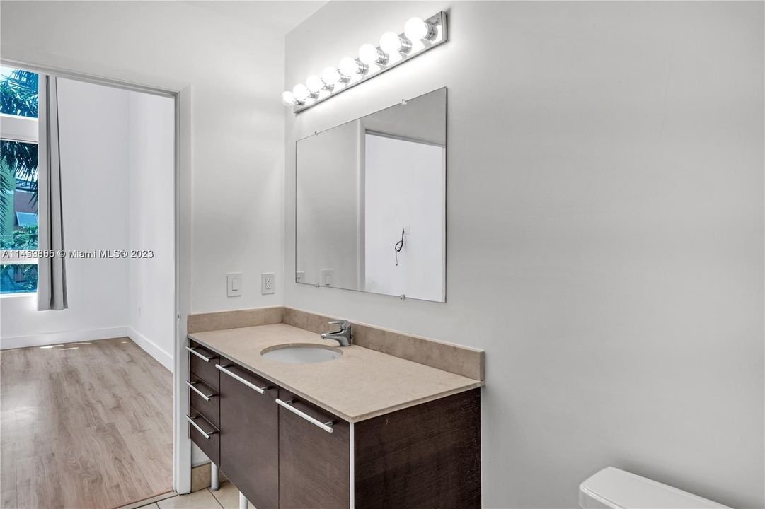 Недавно арендовано: $4,400 (2 спален, 2 ванн, 1168 Квадратных фут)