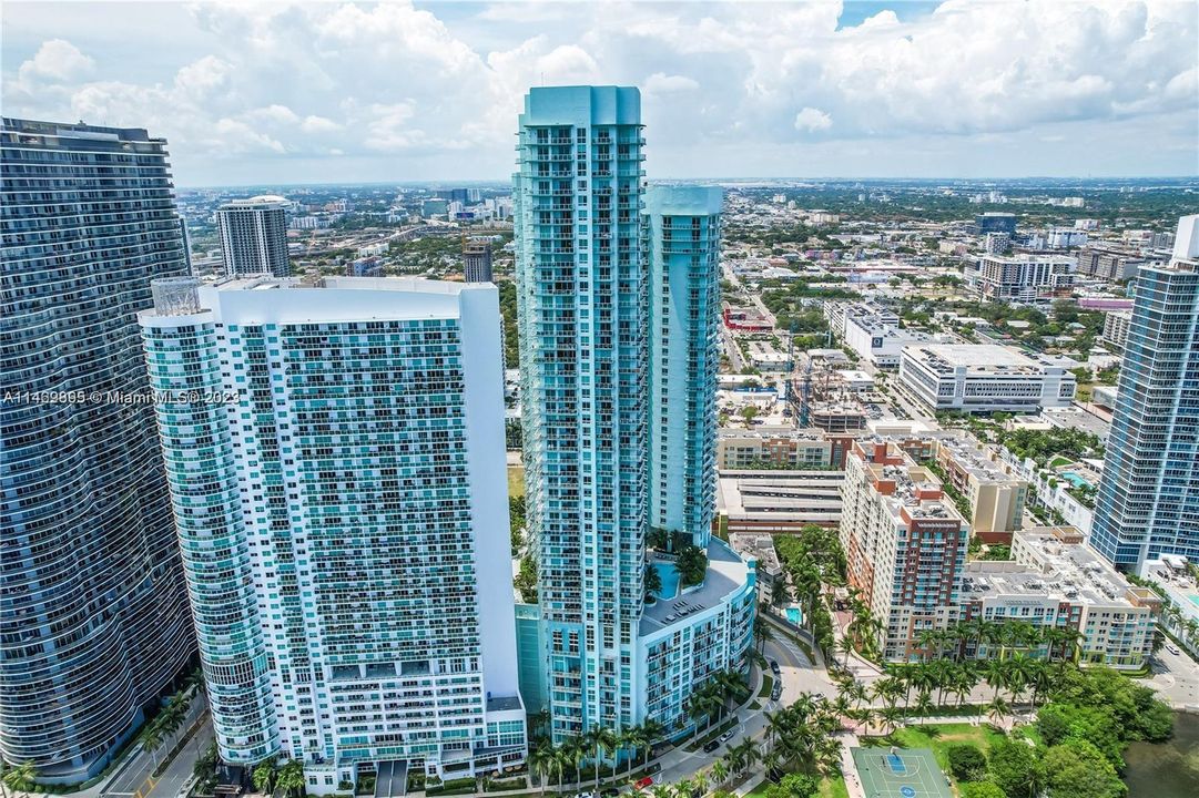 Недавно арендовано: $4,400 (2 спален, 2 ванн, 1168 Квадратных фут)