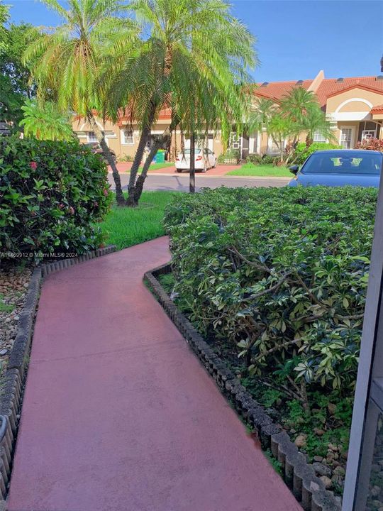 Recently Sold: $375,000 (2 beds, 2 baths, 1500 Square Feet)