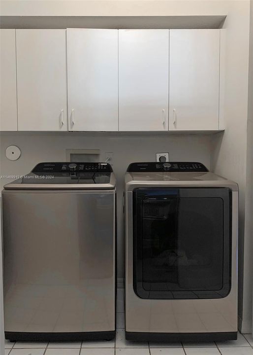 Recently Sold: $375,000 (2 beds, 2 baths, 1500 Square Feet)