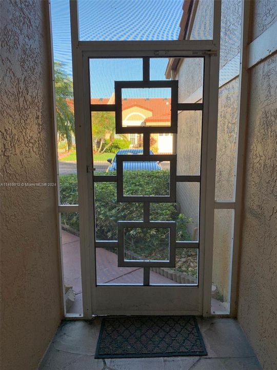 Recently Sold: $375,000 (2 beds, 2 baths, 1500 Square Feet)