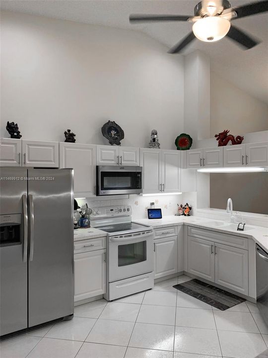 Recently Sold: $375,000 (2 beds, 2 baths, 1500 Square Feet)