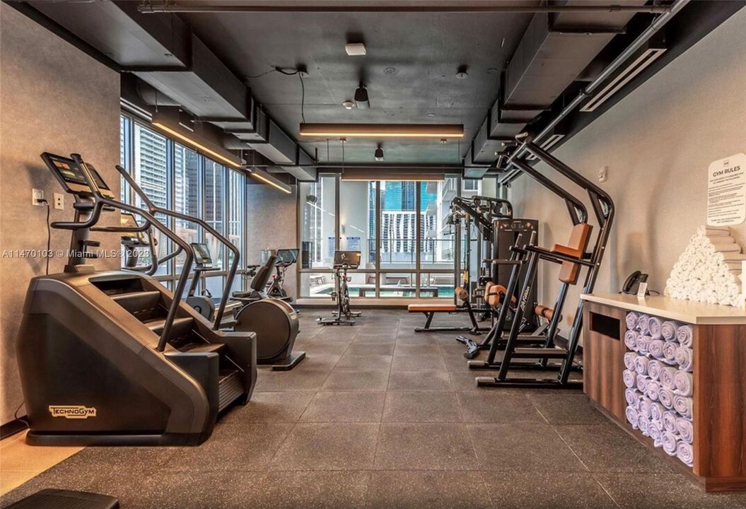 Recently Sold: $465,000 (1 beds, 1 baths, 521 Square Feet)