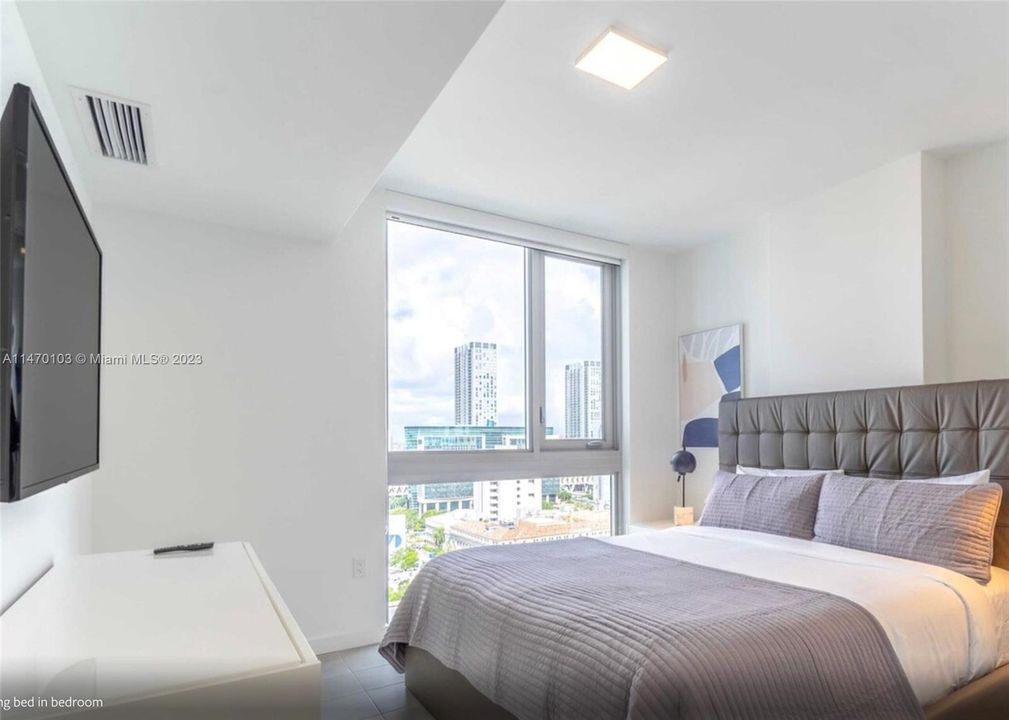 Recently Sold: $465,000 (1 beds, 1 baths, 521 Square Feet)