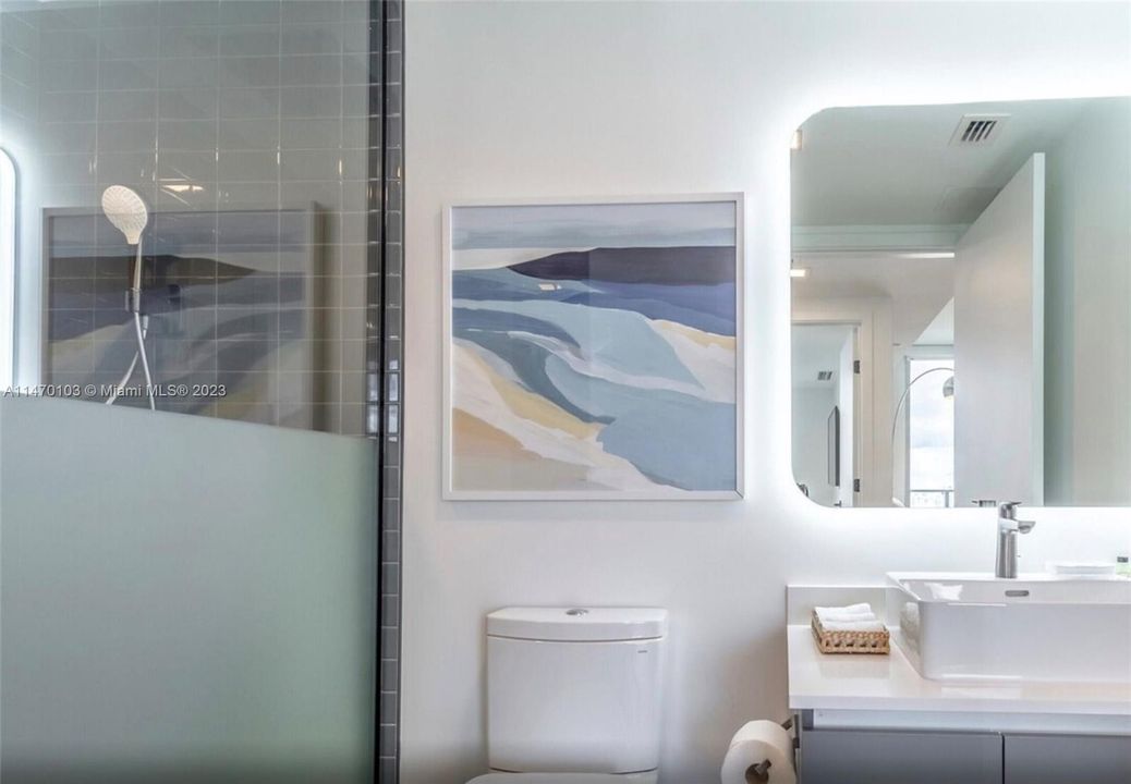 Recently Sold: $465,000 (1 beds, 1 baths, 521 Square Feet)