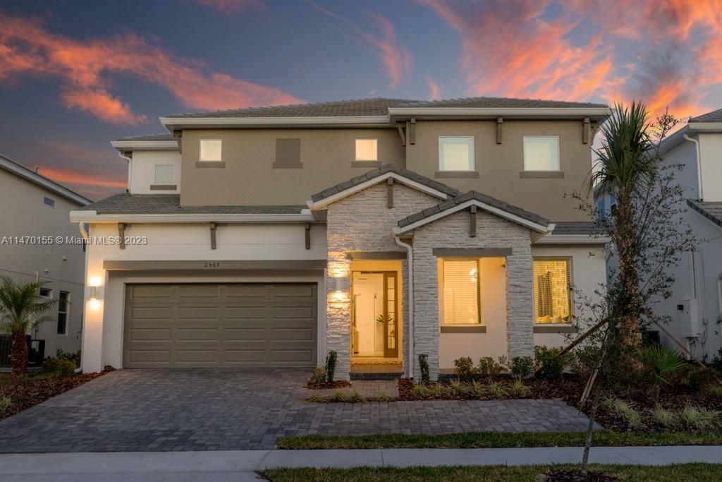 Recently Rented: $4,400 (6 beds, 6 baths, 3451 Square Feet)