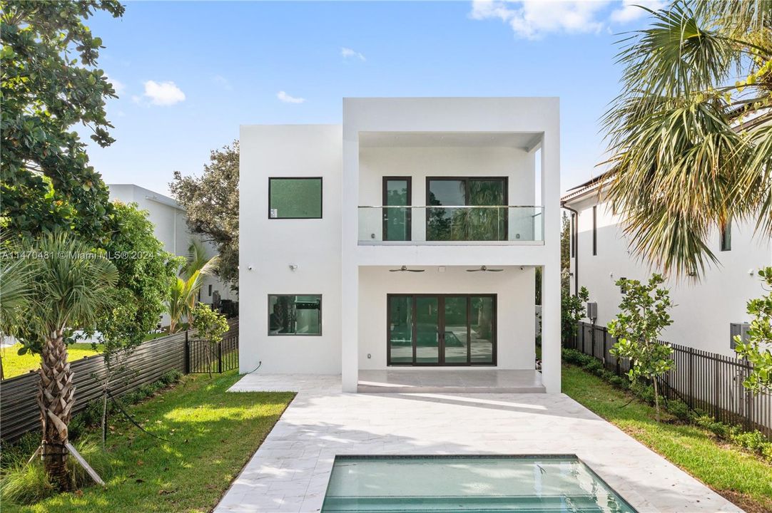 For Sale: $3,984,000 (5 beds, 4 baths, 0 Square Feet)