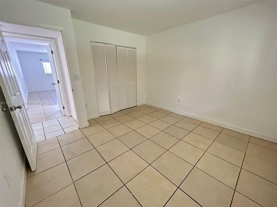 Recently Rented: $2,195 (2 beds, 2 baths, 944 Square Feet)