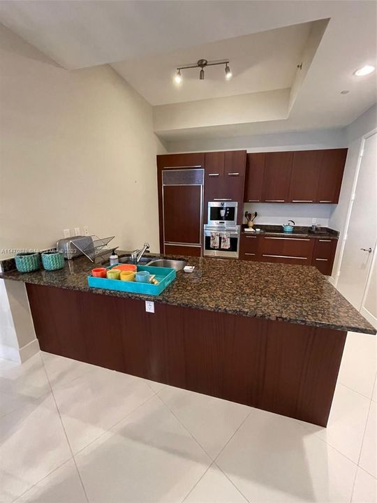 Recently Sold: $1,650,000 (2 beds, 3 baths, 0 Square Feet)