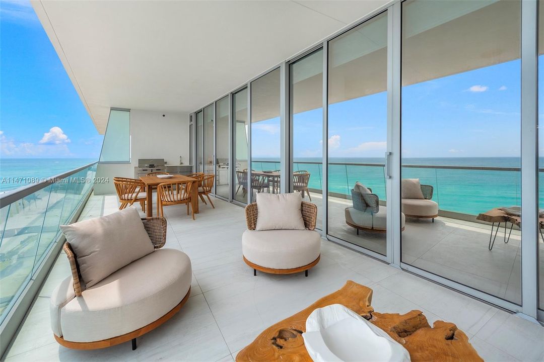 For Sale: $5,500,000 (3 beds, 4 baths, 3110 Square Feet)