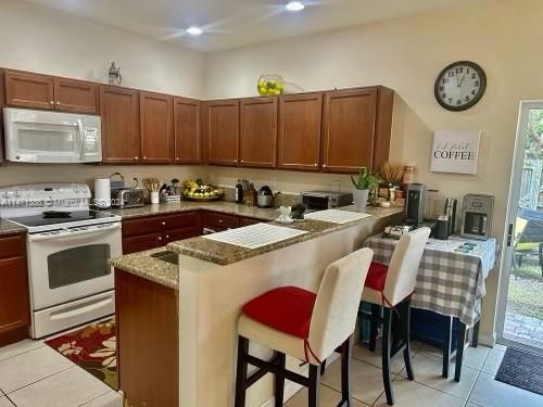 Recently Sold: $419,000 (3 beds, 2 baths, 1692 Square Feet)