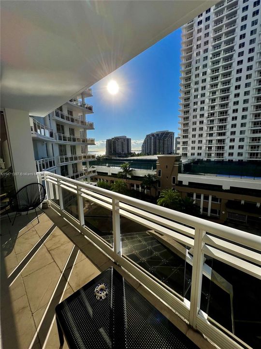 Недавно продано: $645,000 (1 спален, 1 ванн, 1076 Квадратных фут)