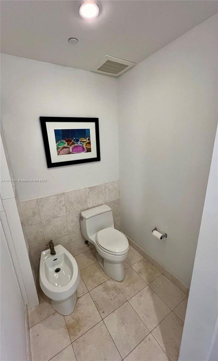 Недавно продано: $645,000 (1 спален, 1 ванн, 1076 Квадратных фут)