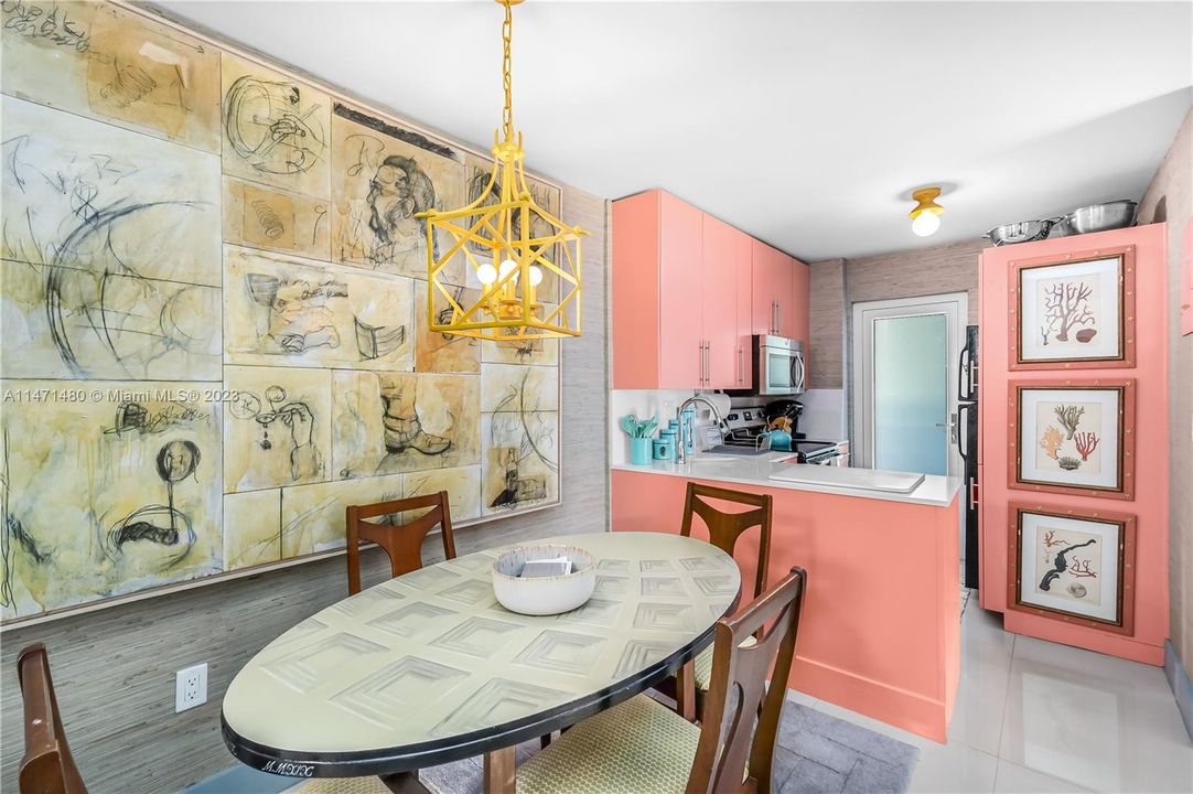 Недавно продано: $344,000 (1 спален, 1 ванн, 667 Квадратных фут)