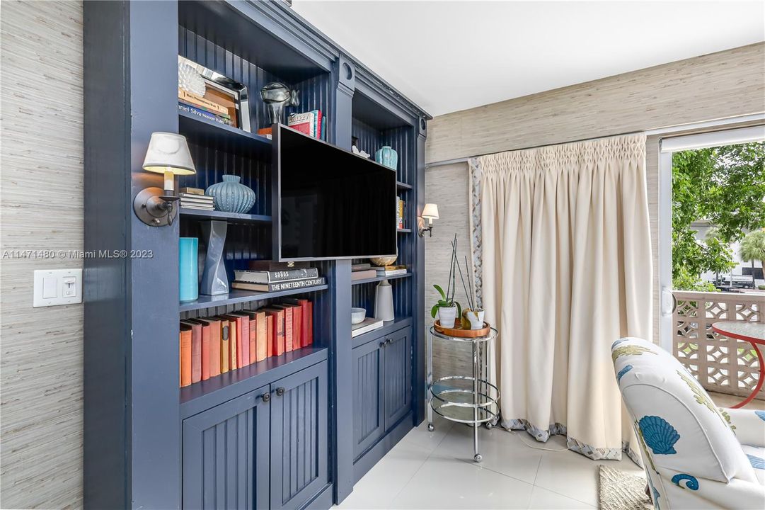 Недавно продано: $344,000 (1 спален, 1 ванн, 667 Квадратных фут)