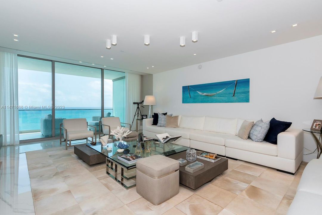 For Sale: $10,995,000 (3 beds, 4 baths, 3264 Square Feet)