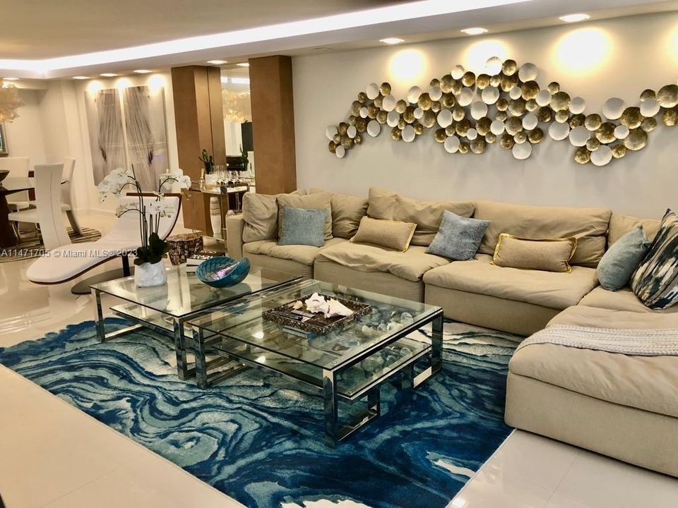 最近租的: $6,000 (2 贝兹, 2 浴室, 1728 平方英尺)