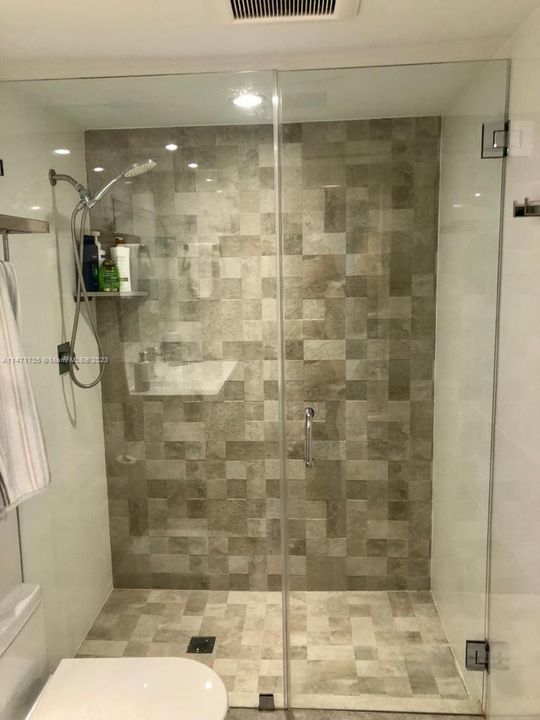 最近租的: $6,000 (2 贝兹, 2 浴室, 1728 平方英尺)