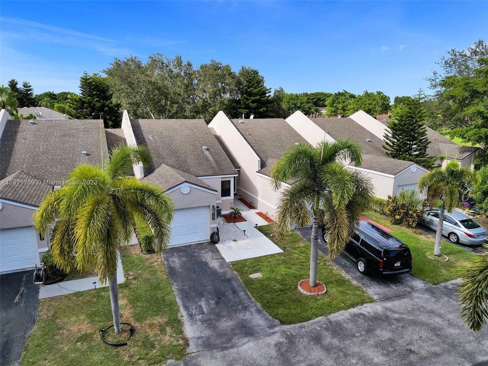 Vendido Recientemente: $389,000 (3 camas, 2 baños, 1486 Pies cuadrados)