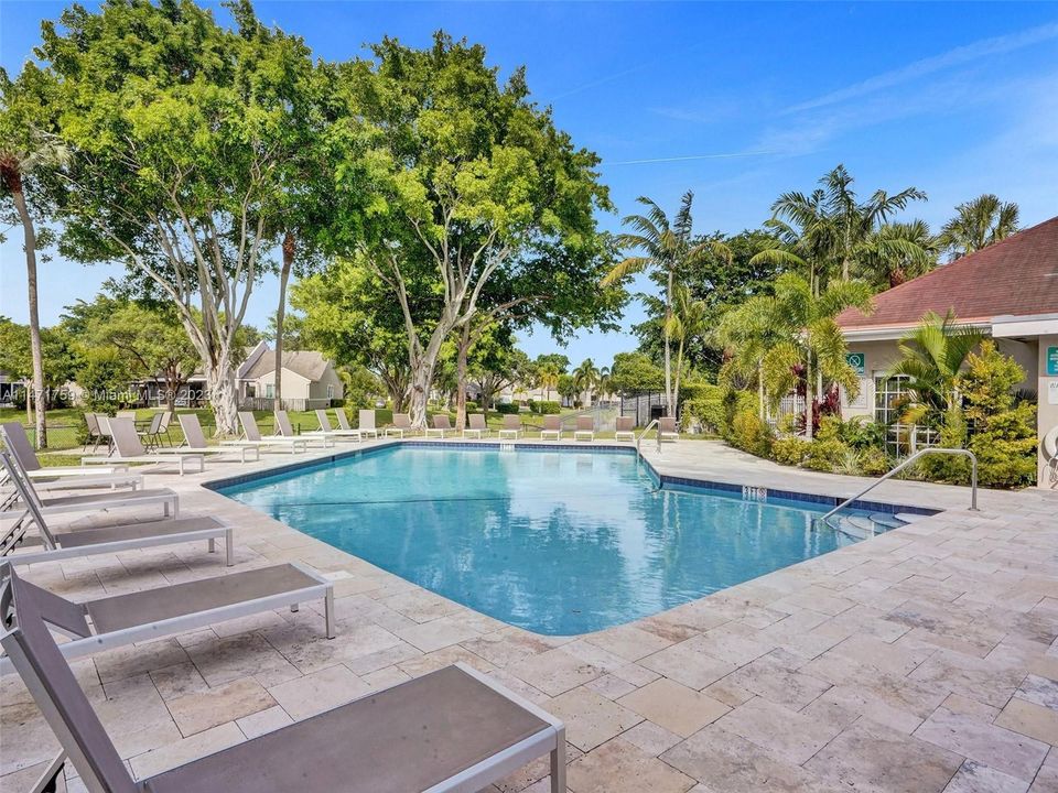 Vendido Recientemente: $389,000 (3 camas, 2 baños, 1486 Pies cuadrados)