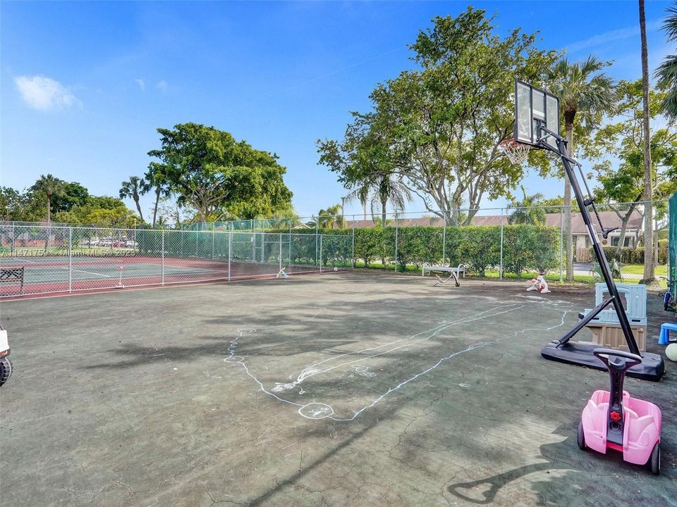 Vendido Recientemente: $389,000 (3 camas, 2 baños, 1486 Pies cuadrados)