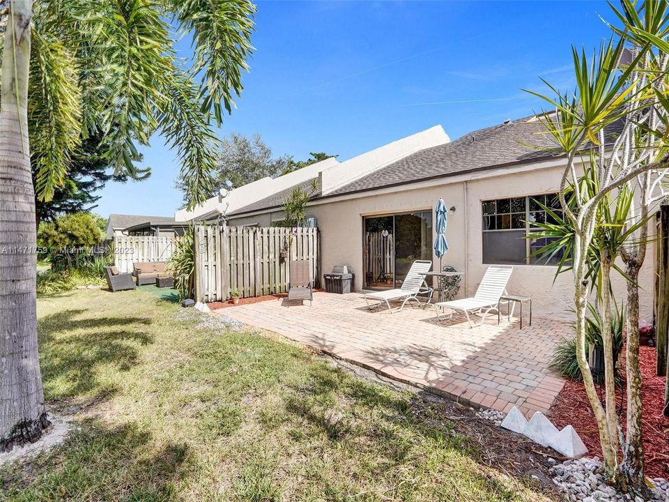 Vendido Recientemente: $389,000 (3 camas, 2 baños, 1486 Pies cuadrados)