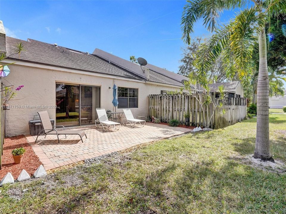 Vendido Recientemente: $389,000 (3 camas, 2 baños, 1486 Pies cuadrados)